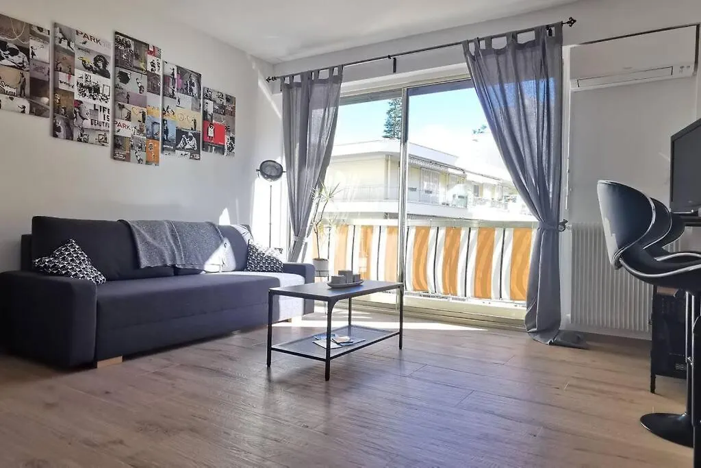 Apartment Santa Severina, Trilocale Comodo E Pratico Centro Citta Menton