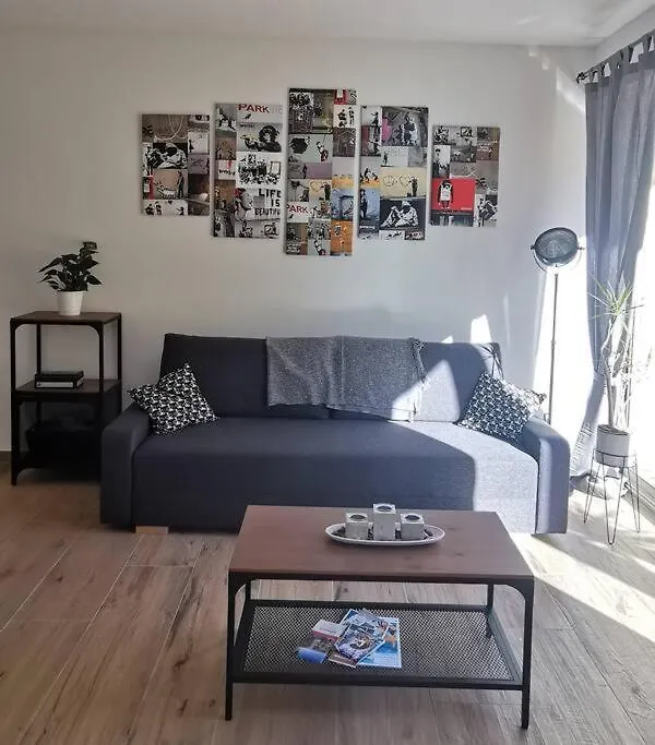 Apartment Santa Severina, Trilocale Comodo E Pratico Centro Citta Menton